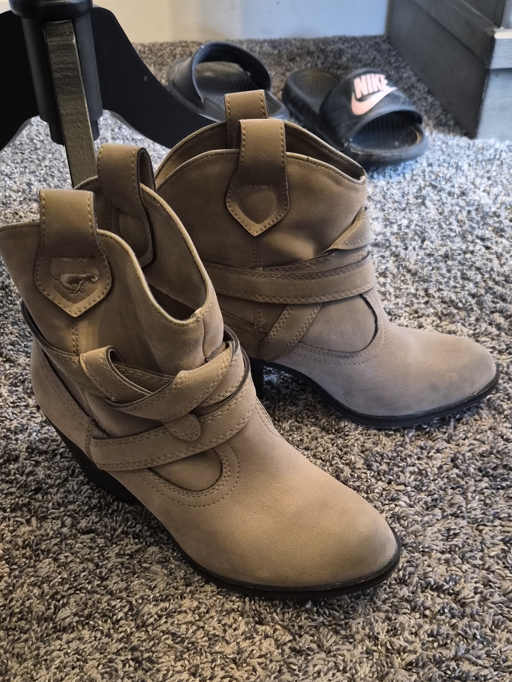 Rocket Dog Taupe Suede Ankle Booties with Wrap Strap